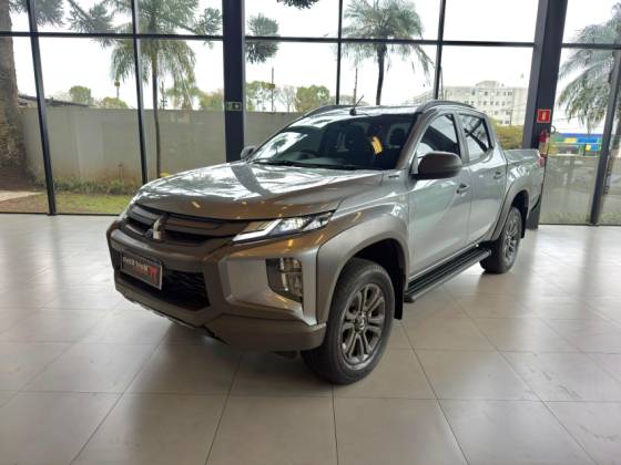 MITSUBISHI L200 TRITON 2.4 16V TURBO DIESEL SPORT OUTDOOR GLS CD 4P 4X4 AUTOMÁTICO MITSUBISHI L200 TRITON 2.4 16V TURBO DIESEL SPORT OUTDOOR GLS CD 4P 4X4 AUTOMÁTICO